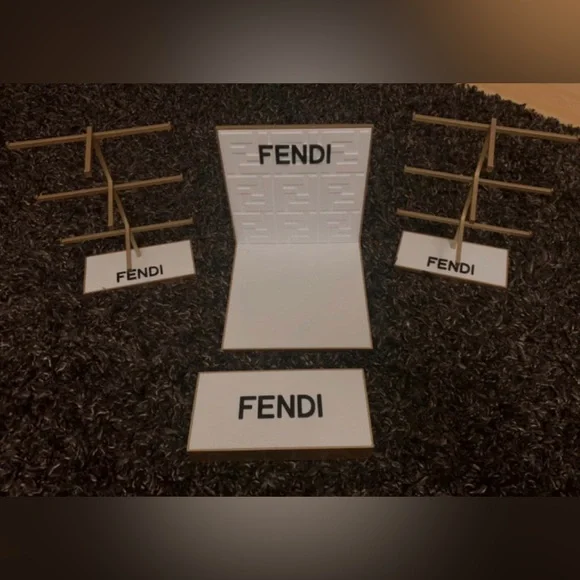 FENDI DISPLAYS - Picture 1 of 2